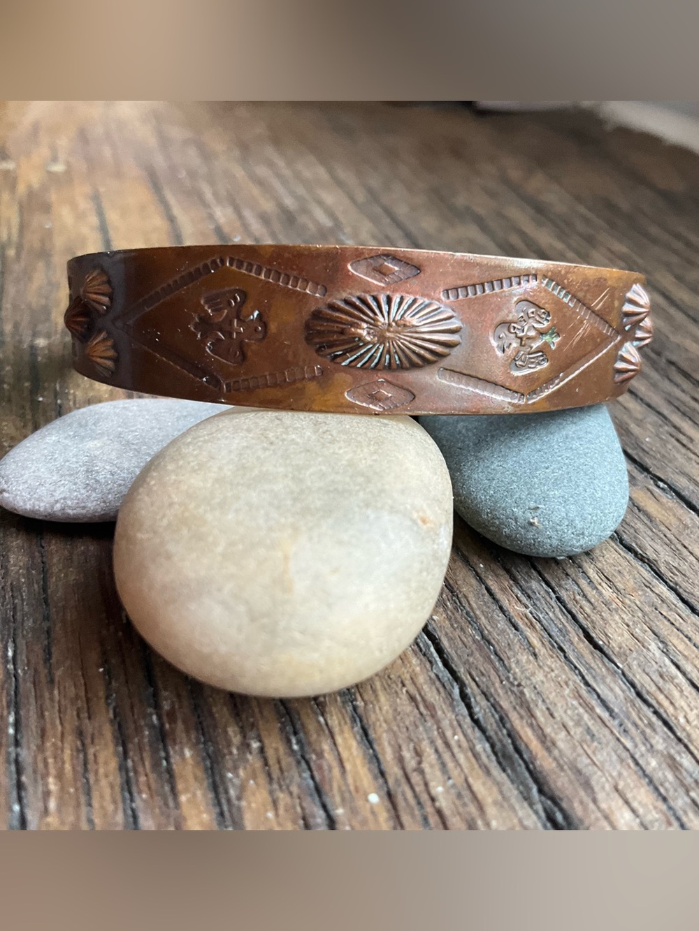 Copper Bell Native American bracelet - Picture 2 of 8